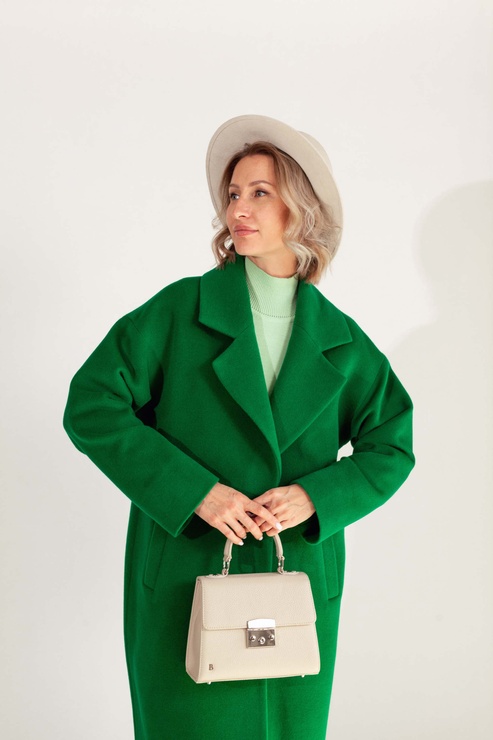 *Leprechaun green wool coat